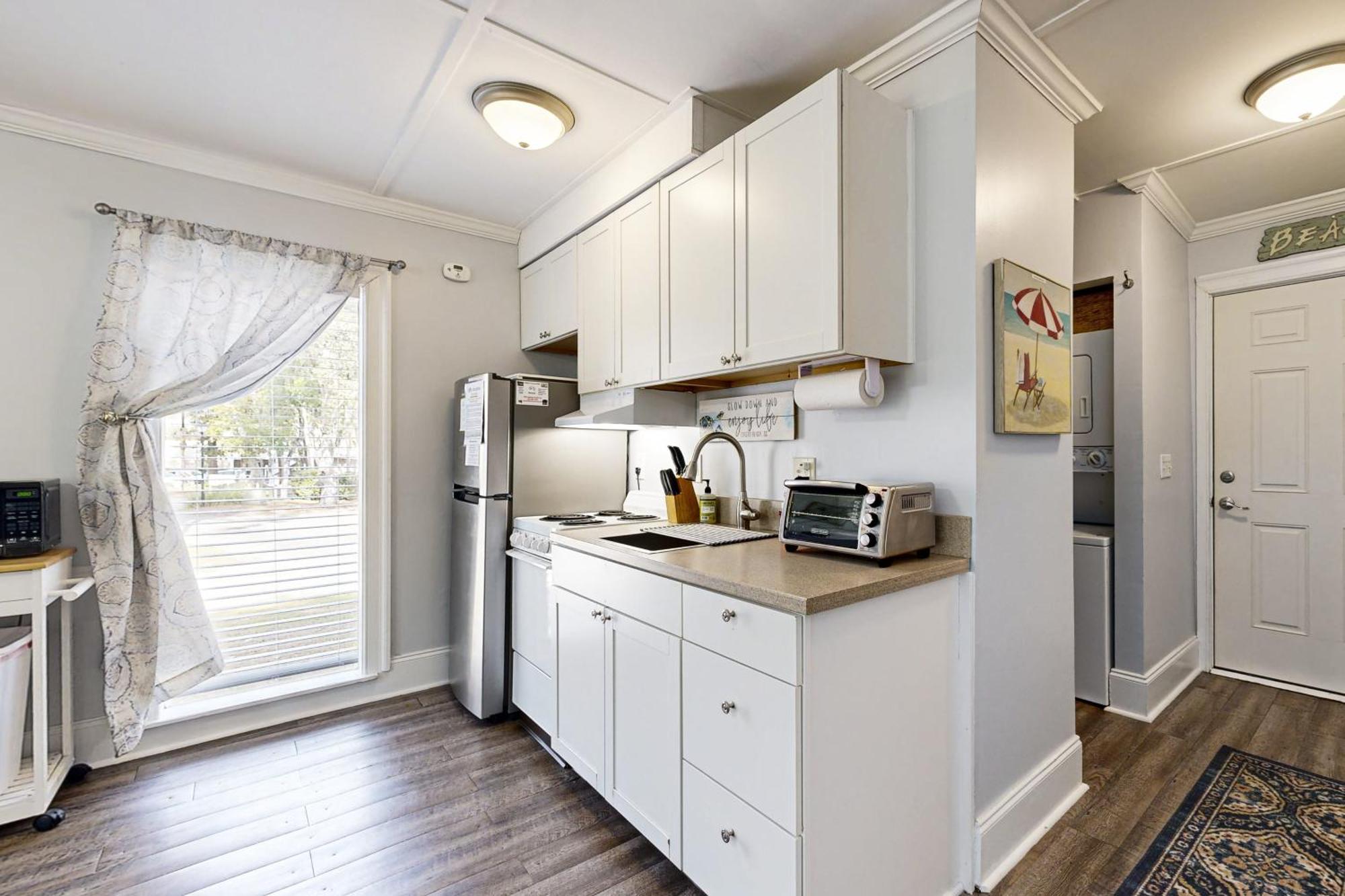 Sea La Vie Hotel Edisto Island Bagian luar foto